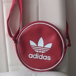 New Without tags Adidas Originals Adicolor Red Crossbody Bag with Logo